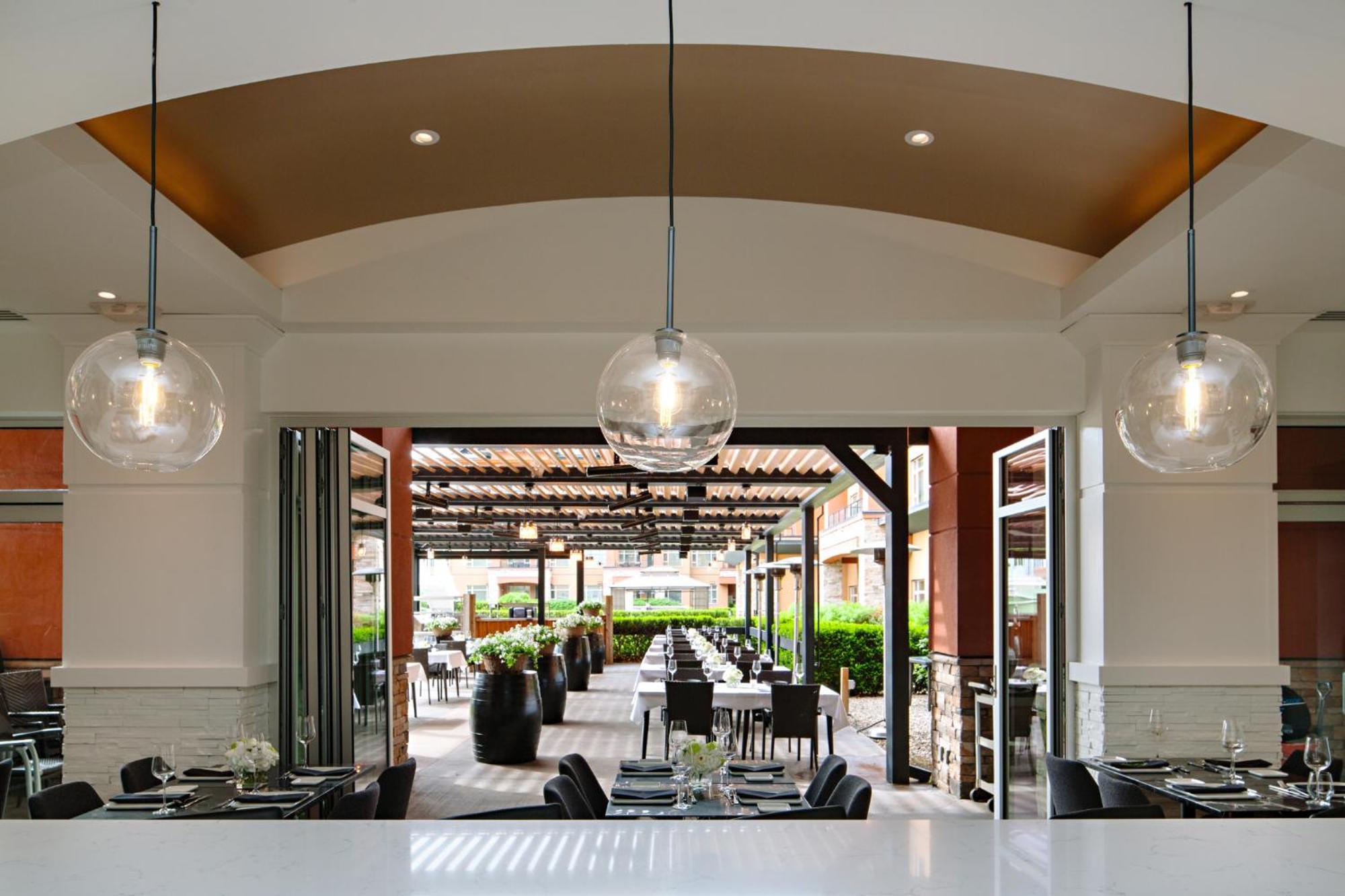 Watermark Beach Resort Osoyoos Esterno foto
