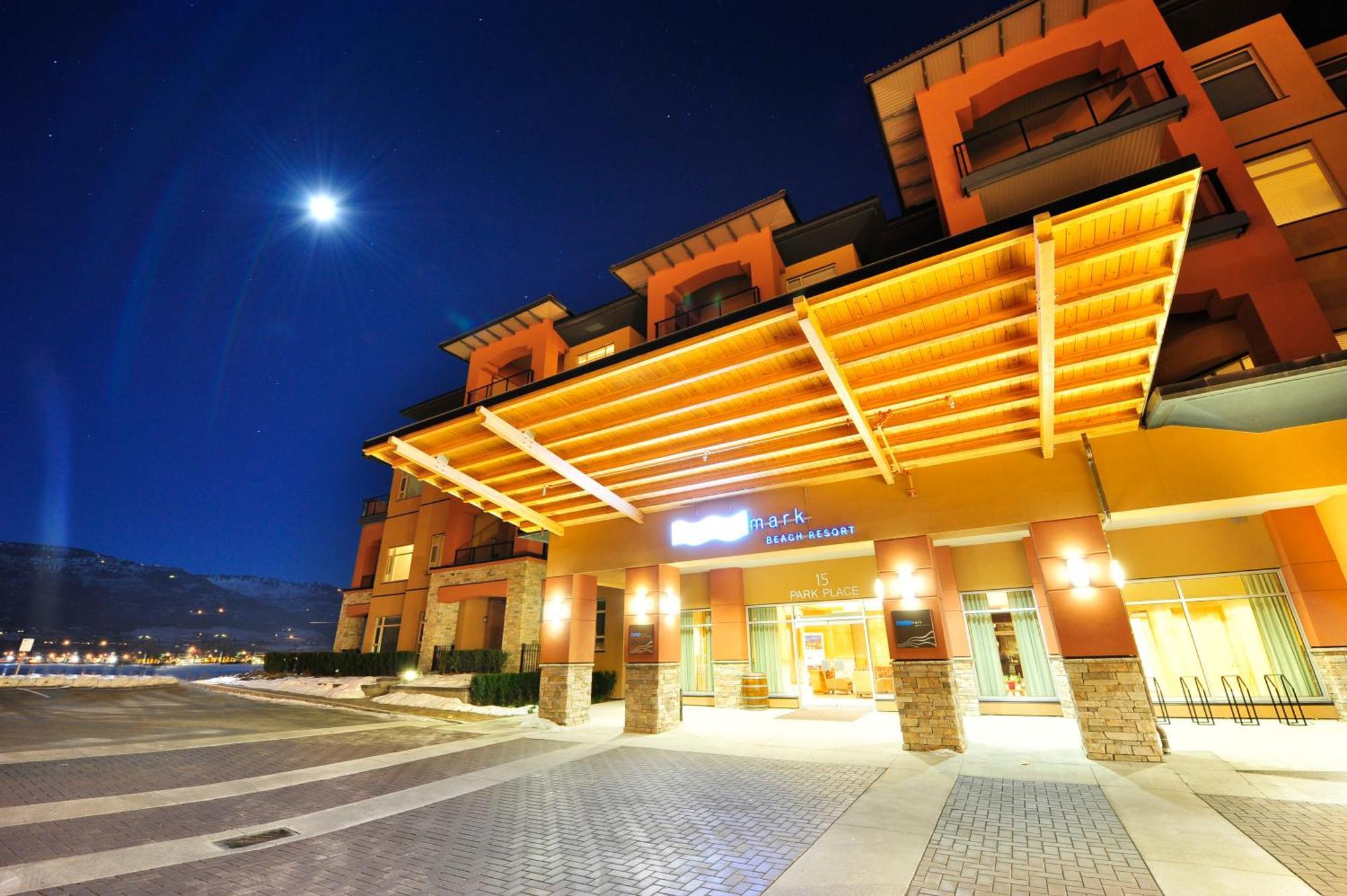 Watermark Beach Resort Osoyoos Esterno foto