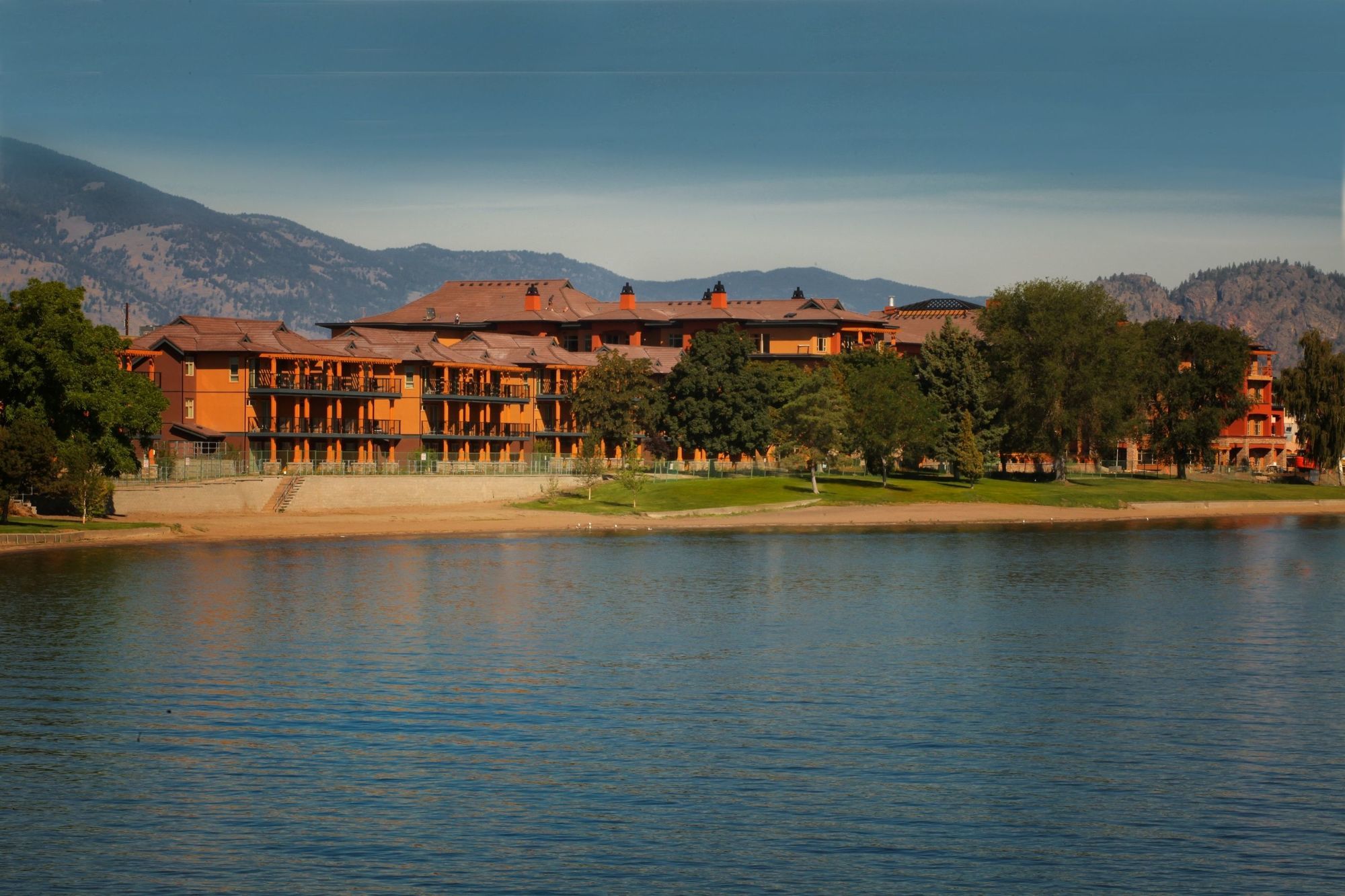 Watermark Beach Resort Osoyoos Servizi foto